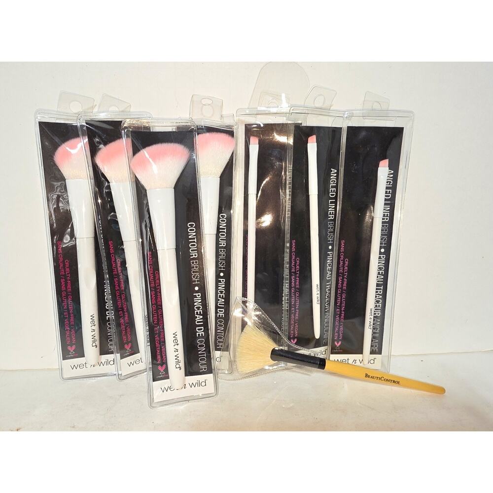 Lot of 8 Wet 'n' Wild And Beauticontrol Makeup Cosmetic Brushes